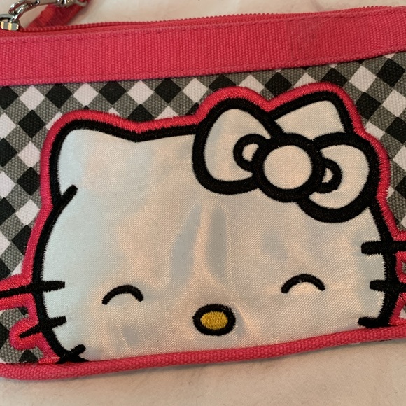Hello Kitty wristlet - Picture 2 of 4